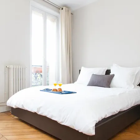 Bnbnook - Chic 2br In Vibrant Le Marais Appartement *