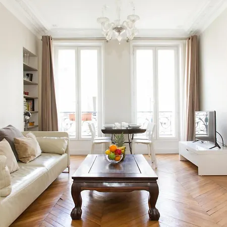 Bnbnook - Chic 2br In Vibrant Le Marais Appartement Parijs